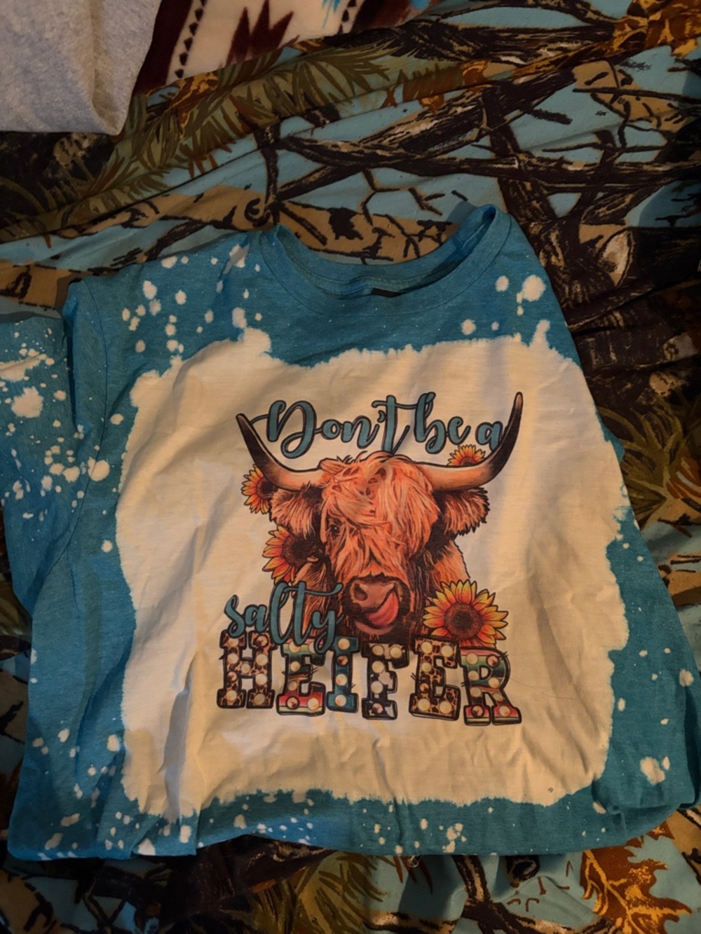 Women’s Blue & White 'Don't Be A Salty Heifer' Graphic Tee